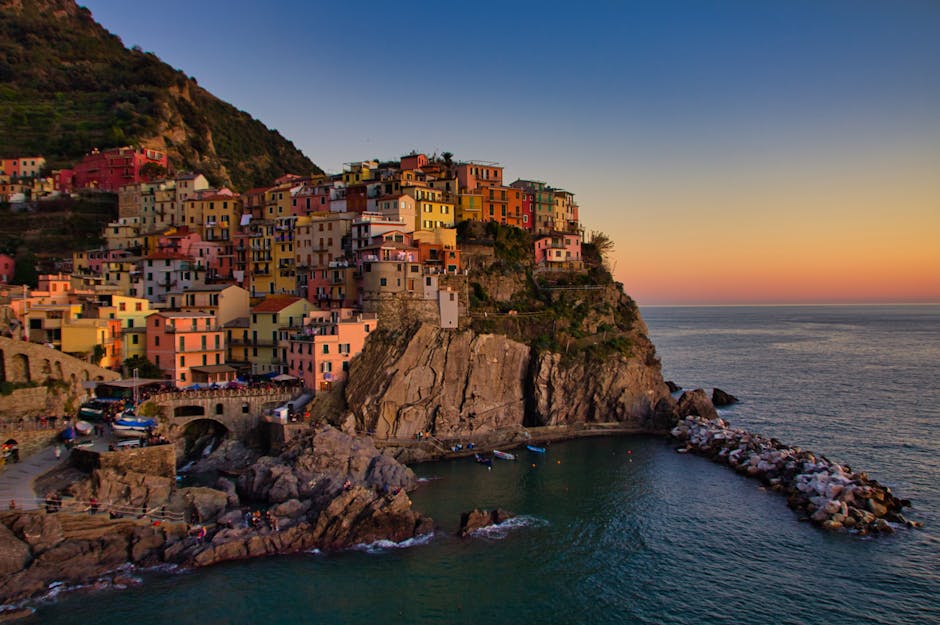 Manarola sunset houses view harbor