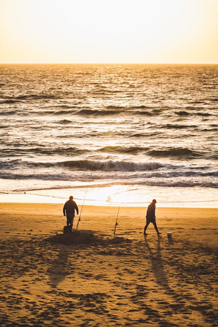 Monterosso beach sunrise fishermen