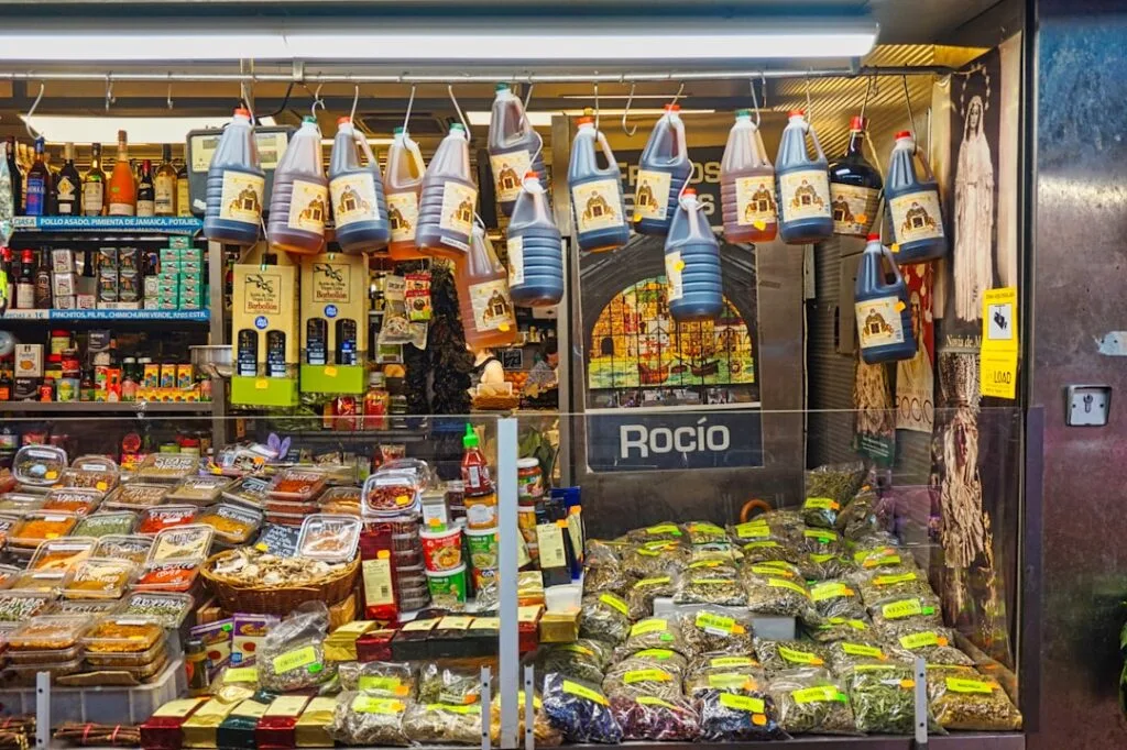 local-grocery-shop-italian-specialties
