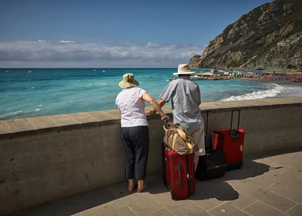 Monterosso sunset promenade couple walking